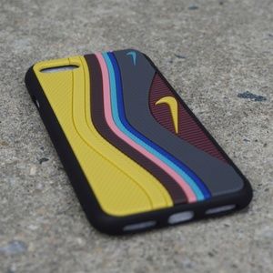 sean wotherspoon air max phone case